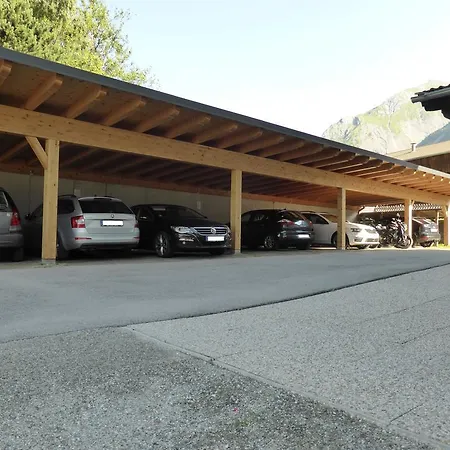 Tirolerhof * Kals-am Großglockner